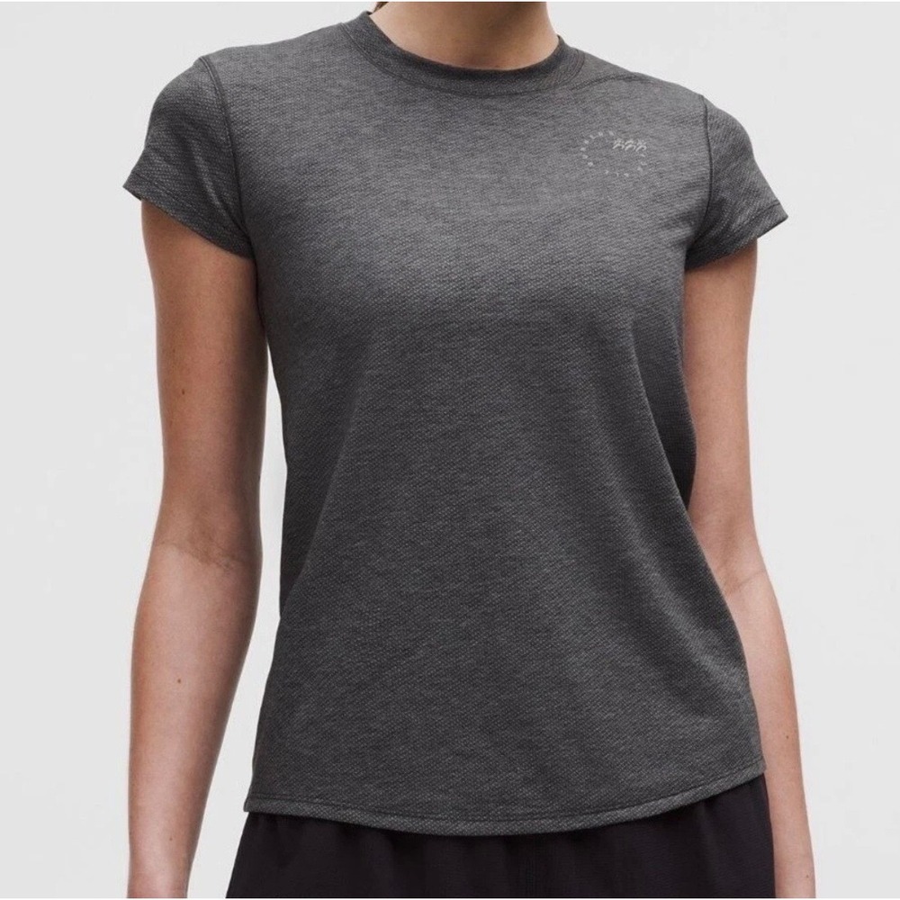 Lululemon Run Crew Graphic Mesh Short Sleeve Shirt Graphite Grey NWT Size L - Picture 2 of 7